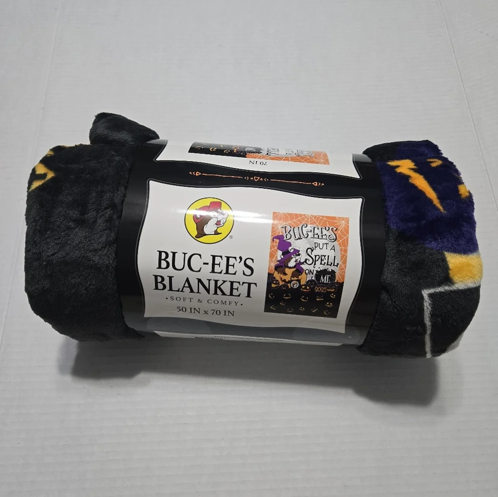 Put A Spell On Me BUCEE 2025 Holiday Beaver Throw, Bucee Halloween Blanket NEW